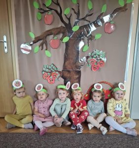 Miniaturka artykułu Dzień jabłka u Elfików.