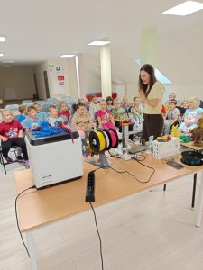 Miniaturka artykułu Zajęcia edukacyjne w projektowaniu i drukowaniu 3 D