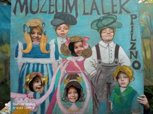 Miniaturka artykułu Wycieczka do Muzeum Lalek w Pilźnie uczniów klas drugich.