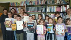 Miniaturka artykułu Rozstrzygnięcie konkursu plastycznego „Zachęć mnie do przeczytania książki”