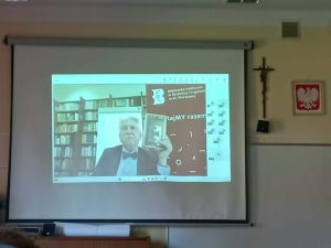 Miniaturka artykułu Spotkanie online z pisarzem Wojciechem Widłakiem